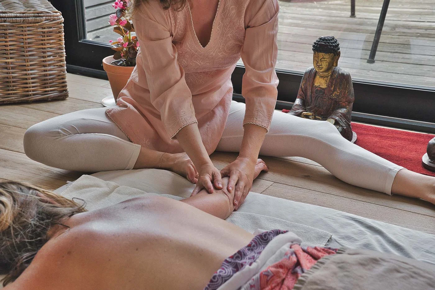 De kunst van Thaise massage: Een reis naar ontspanning en genezing